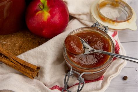 Slow Cooker Apple Butter {Canning Apple Butter} - The Flour Handprint