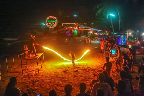 Full Moon Party in Koh Phangan - Guide to the Famous Full Moon Party in ...