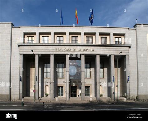 REAL CASA DE LA MONEDA. Vista general de la fachada exterior. Madrid ...