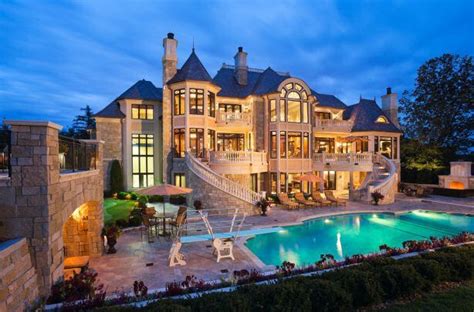 Dream House | Luxury Mansion with Swimming Pool