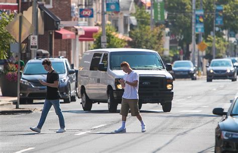 UD to order mandatory safety class for some jaywalking students