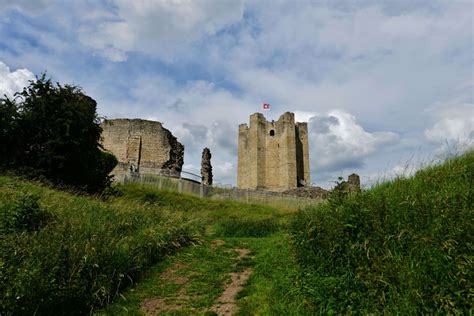 Conisbrough Castle (Conisbrough) - Visitor Information & Reviews