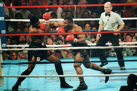 Pictures of Mike Tyson Knocks Out Trevor Berbick in Las Vegas, 1986 ...