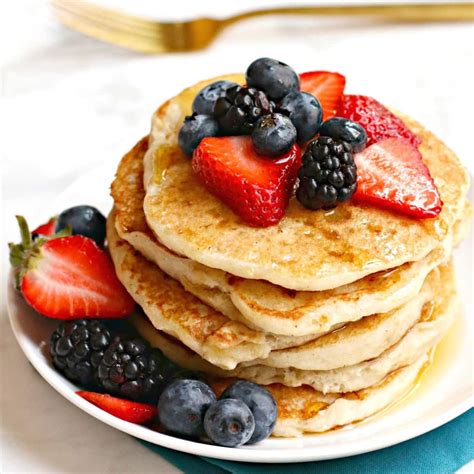 Best Ever Simple Vegan Pancakes – Easy Recipes To Make at Home