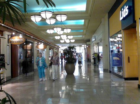 Sky City: Retail History: Westshore Plaza: Tampa, FL