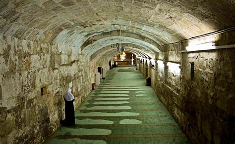 Basement of Masjid al-Aqsa - IslamicLandmarks.com