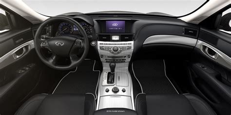 2019 INFINITI Q70L Luxury Sedan Gallery Photos | INFINITI USA