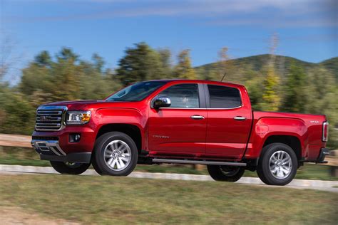 2017 GMC Canyon Review, Ratings, Specs, Prices, and Photos - The Car ...