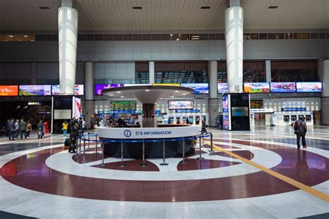 Yongsan Railway Station, Seoul, South Korea Editorial Stock Image ...