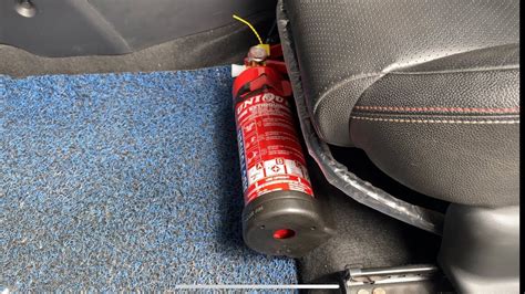 How to install fire extinguisher in car (EASY) / Cara pasang pemadam ...