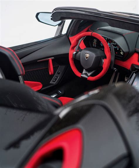 Interior of the Lamborghini Centenario Roadster in fully exposed carbon ...