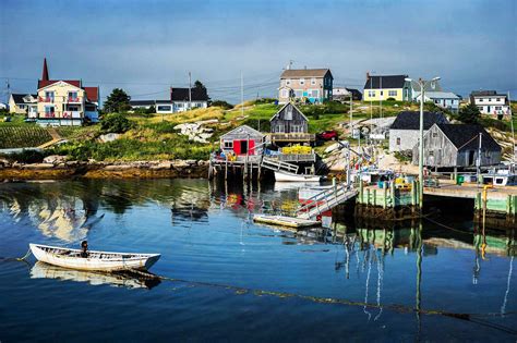 Maritimes Road Trip: A Truly Canadian Summer Classic - Departful