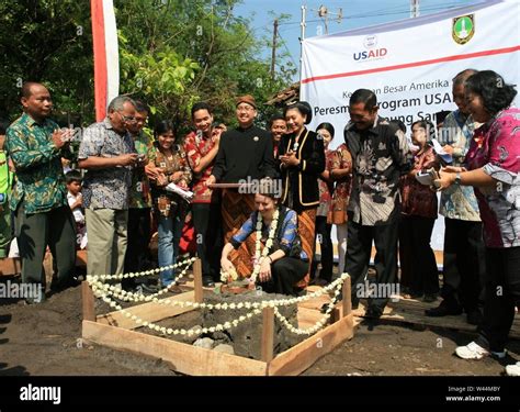 Clean Water and Sanitation Project in Solo (8681907061 Stock Photo - Alamy