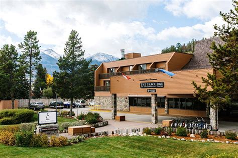 Dream Jobs at Jasper Hotels | Banff Jasper Collection by Pursuit