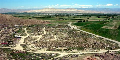 Ruins of Ancient Artashat city - Khor Virap