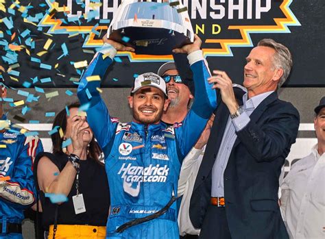 KYLE LARSON WINS NASCAR CUP SERIES TITLE | SpeedwayMedia.com