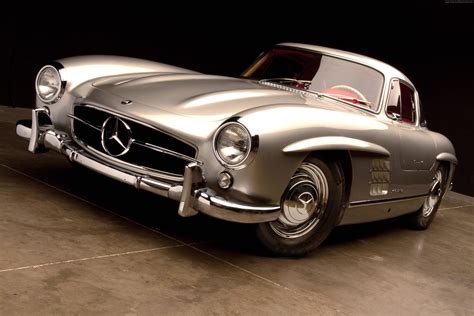 Classic silver Mercedes-Benz coupe HD wallpaper | Wallpaper Flare