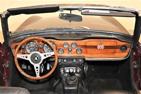 Triumph Tr6 Dashboard