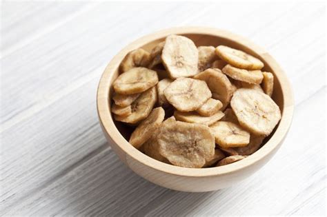 Dried Banana Chips Nutrition | livestrong