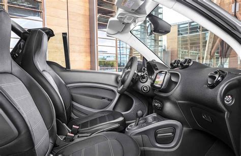 Smart Fortwo Cabriolet 2017 Review and Ratings