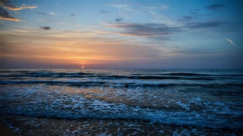 Sea Waves During Sunset Under Blue Cloudy Sky 4K HD Nature Wallpapers ...