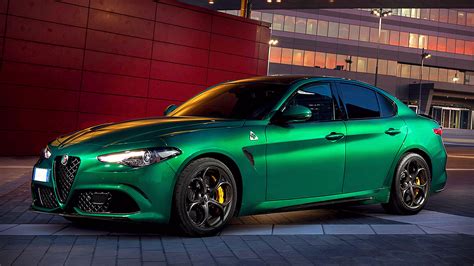 Alfa Romeo Giulia Colors