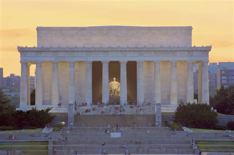 15 Best National Monuments To Visit Across The US