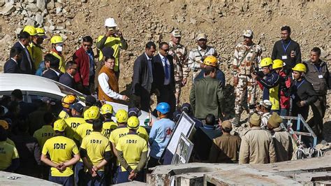 ‘No obstacle in next 5 metres,’ say Uttarakhand tunnel rescuers. Work ...