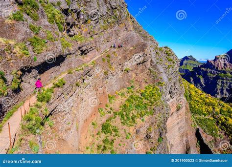 Beautiful Hiking Trail from Pico Do Arieiro To Pico Ruivo, Madeira ...