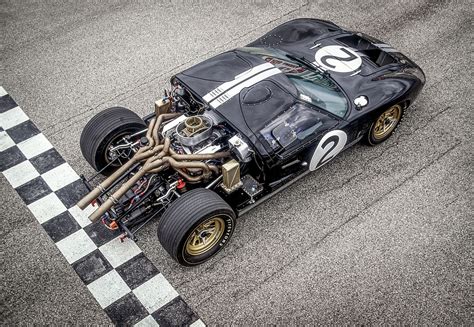 The Life and Times of the 1966 Le Mans-Winning Ford GT40 MK II | Ford ...