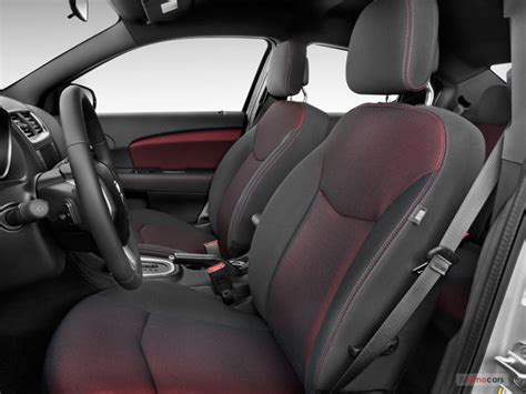 2012 Dodge Avenger: 29 Interior Photos | U.S. News