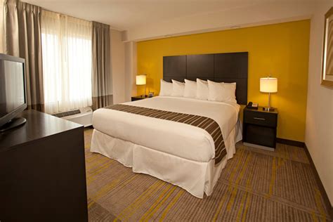 Photos of Comfort Suites Miami Airport Hotel - Comfort Suites Miami Airport