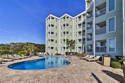 Myrtle Beach Oceanfront Condo with Resort Perks! | Evolve