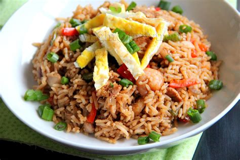 Tasty Treats: Nasi Goreng - Indonesian Fried Rice