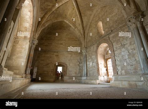 Italien, Apulien, Castel del Monte, innen | Italy, Apulia, Castel del ...