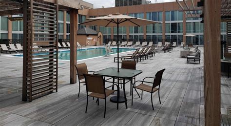 DC Hotel with Outdoor Pool | Hilton Washington DC National Mall / Wharf ...