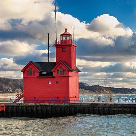 Big Red Lighthouse in Holland, MI (3 Photos)