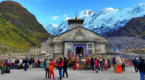 Experience the Divine Aura of Kedarnath Temple