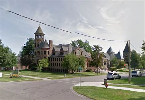 Olivet College to Start Up on August 17th