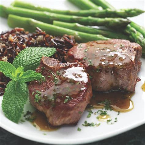 Lamb Chops with Mint Pan Sauce