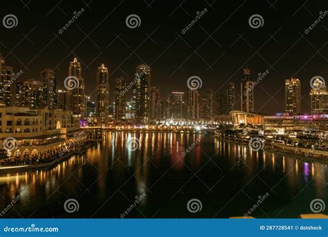 Unique View of Dubai Dancing Fountain Show at Night. Stock Image ...