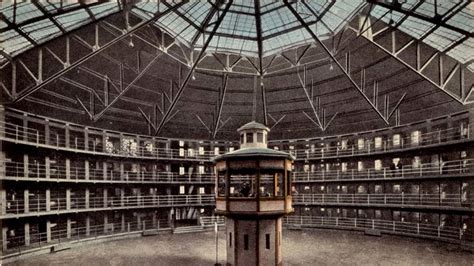 Why Facebook and Twitter are the virtual Panopticons of our time - ABC ...