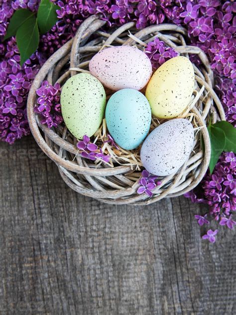 Nest with easter eggs 4470268 Stock Photo at Vecteezy