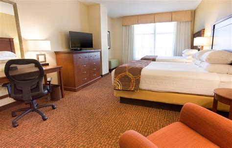 Drury Inn & Suites Phoenix Tempe - Drury Hotels