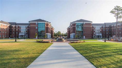 UNC Wilmington On-Campus Housing and Parking - McKim & Creed