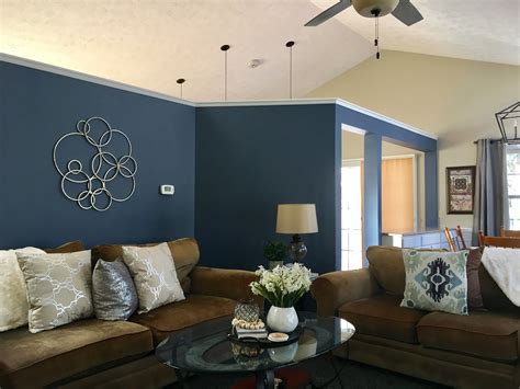 How To Choose Wall Paint Colors For Your Living Room - Paint Colors