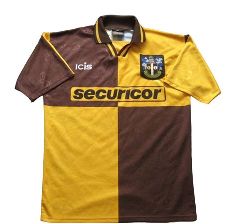 Sutton United 1999-00 Kits