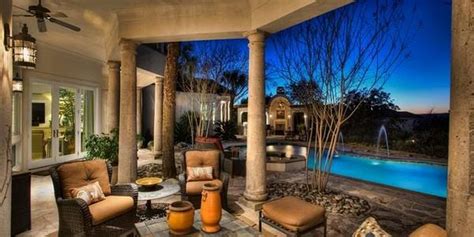 San Antonio homes with luxury pools