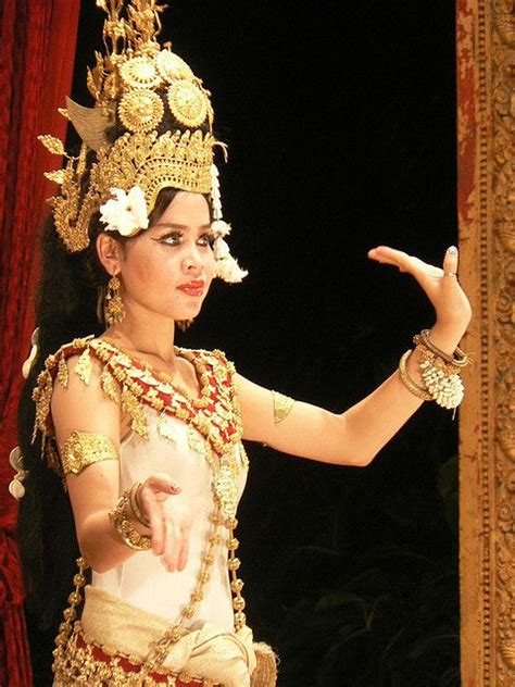 Cambodian traditional dance | Traditional dance, Dance, Dancing queen