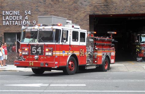 Fdny Engine 5 Acting Fdny Engine 54 Returning To Quarters On W 48th ...